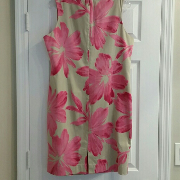 Floral print sleeveless dress - Picture 2 of 4